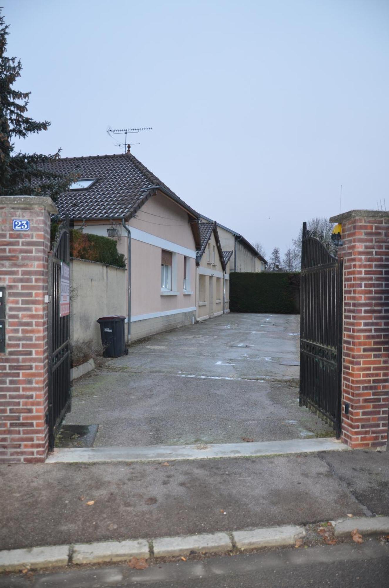 Apartamento Le Cocon Troyen - 6-8P - 2 Parking Gratuits Troyes Exterior foto